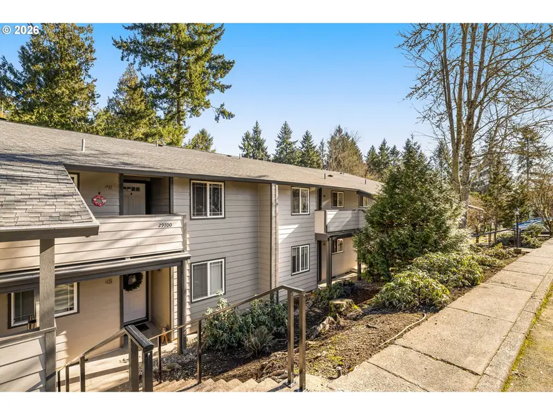 29700 SW COURTSIDE DR #43, Wilsonville, OR 97070