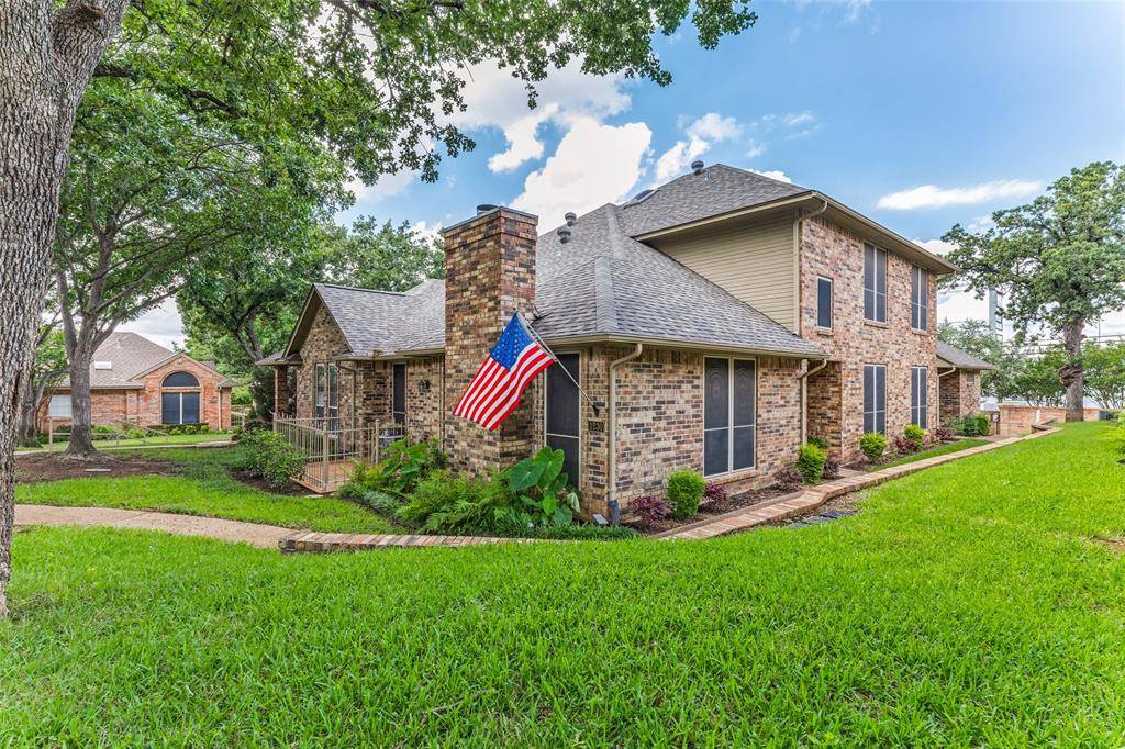 1230 Wooded Trail, Hurst, TX 76053