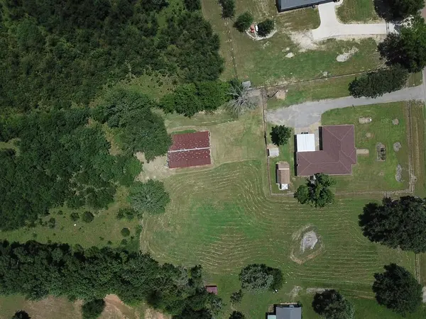 464 Vz County Road 2120, Canton, TX 75103