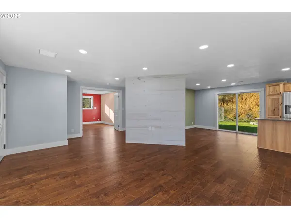 16855 HIGHWAY 42, Myrtle Point, OR 97458