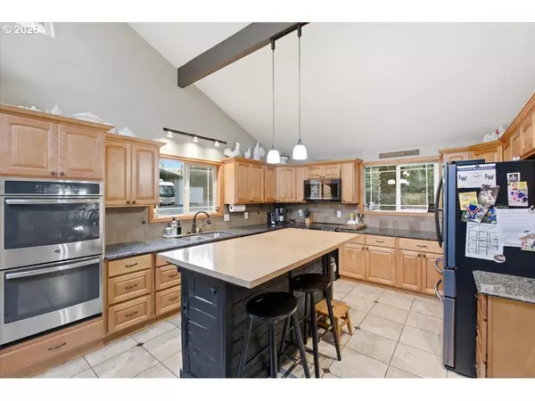 Lebanon, OR 97355,42801 ISLAND INN DR