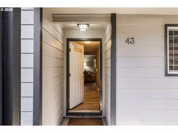 Wilsonville, OR 97070,29700 SW COURTSIDE DR #43