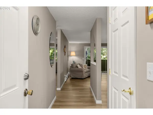 Wilsonville, OR 97070,29700 SW COURTSIDE DR #43