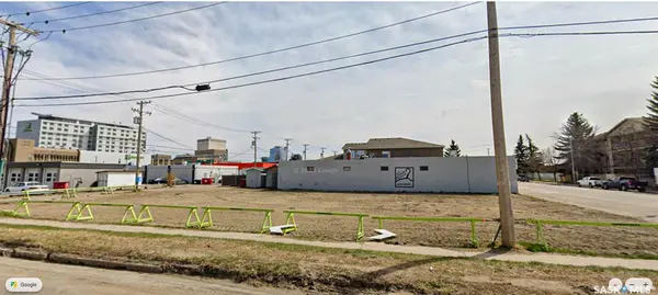 117 23rd STREET W, Saskatoon, SK S7L 0Y8