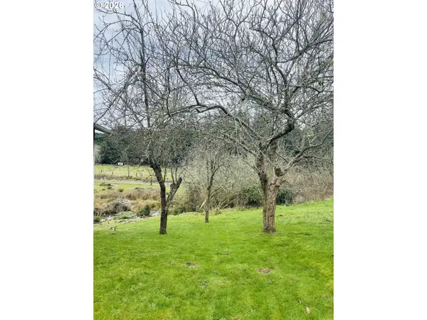 922 FERN PL, Reedsport, OR 97467