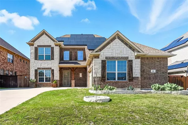 300 Burberry Drive, Grand Prairie, TX 75052