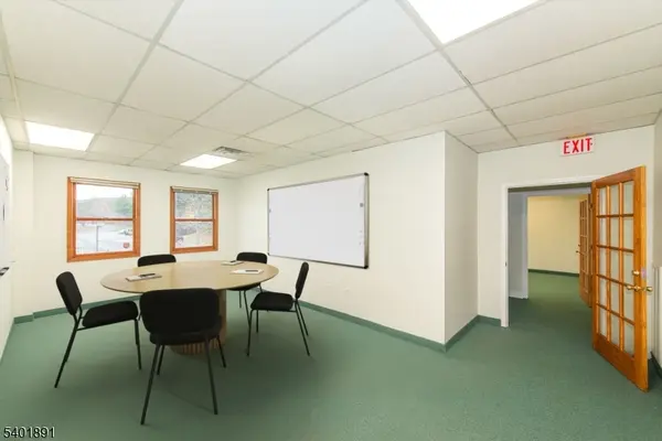 59 E Mill Rd, Washington Twp., NJ 07853