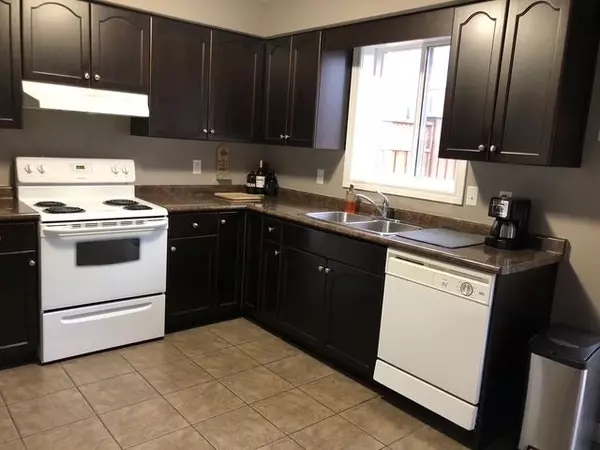 Cambridge, ON N1T 0B2,13 Fitzgerald DR