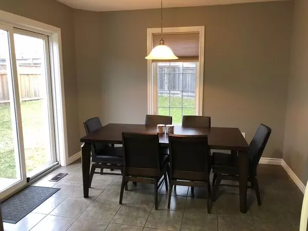 Cambridge, ON N1T 0B2,13 Fitzgerald DR