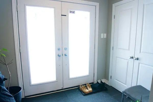 Barrhaven, ON K2C 3H2,513 Egret WAY