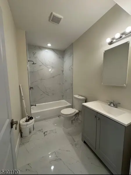 235 Preakness Ave, Paterson City, NJ 07502