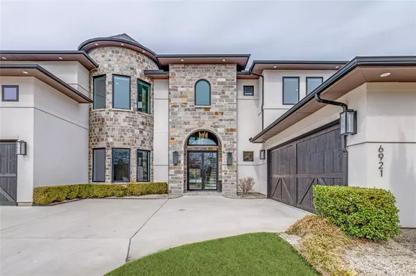 Dallas, TX 75240,6921 Valley View Lane