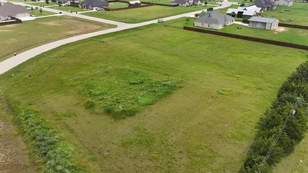 136 Homestead Lane, Waxahachie, TX 75165