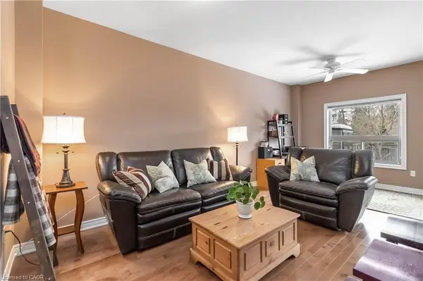 1036 Fernridge Common, Burlington, ON L7T 1G1