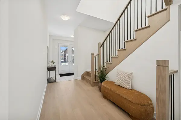 Cambridge, ON N1T 0G8,8 Moss DR