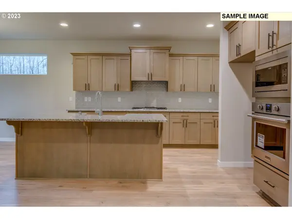 11501 SE Majestic Falls AVE #764, Happy Valley, OR 97086