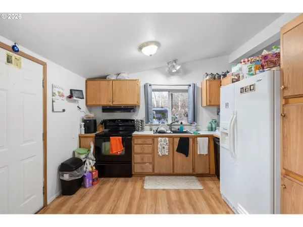 10815 SE BUSH ST, Portland, OR 97266