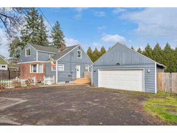 Milwaukie, OR 97267,18418 SE BLANTON ST