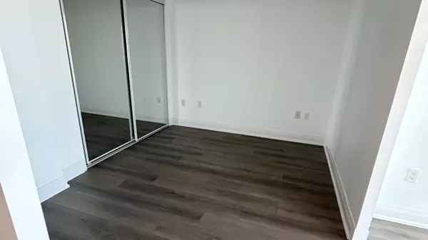 Toronto C08, ON M5B 0C3,251 Jarvis ST #4501