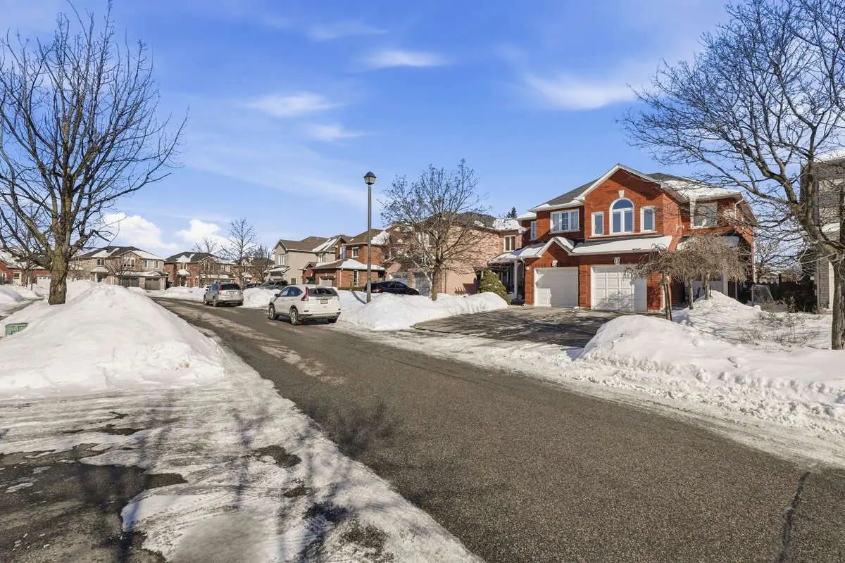 Caledon, ON L7E 1W6,15 Coolspring CRES