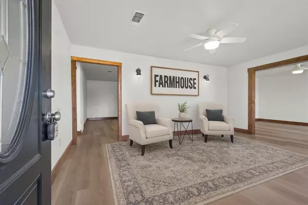 150 Sandlin Court, Springtown, TX 76082