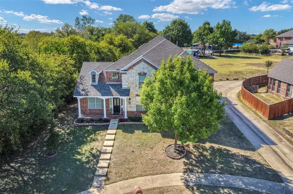 1700 Little River Court, Desoto, TX 75115