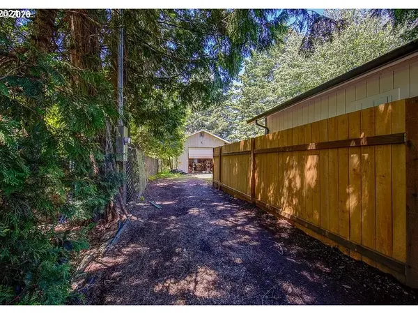 209 SE 214TH AVE, Gresham, OR 97030