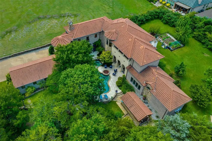 1712 Bison Meadow Lane, Heath, TX 75032