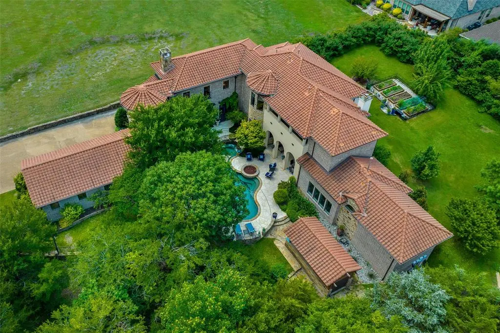 1712 Bison Meadow Lane, Heath, TX 75032