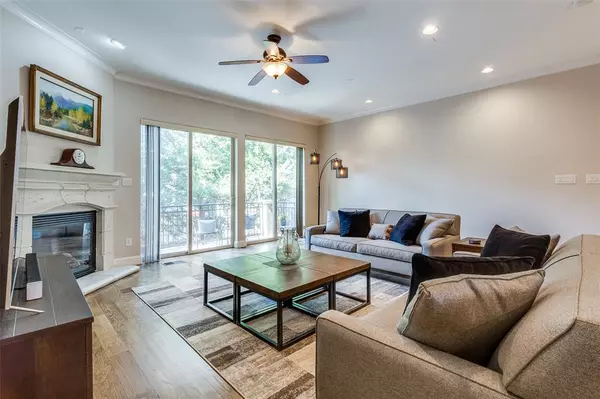 Dallas, TX 75214,6333 Richmond #D