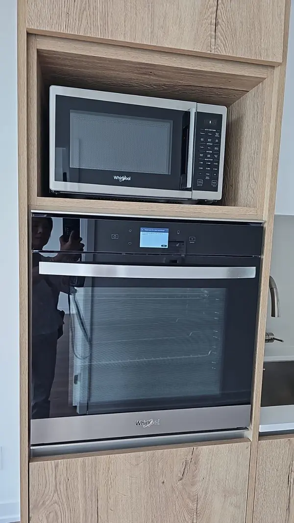 319 Jarvis ST S #4117 (Den/Bedroom), Toronto C08, ON M5B 0C8