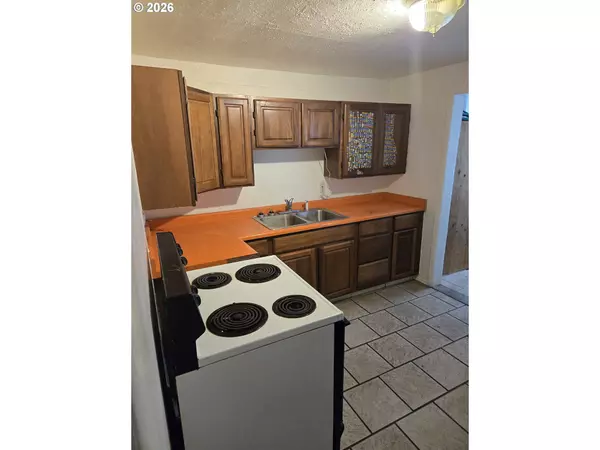 Winston, OR 97496,31 SE DARRELL AVE