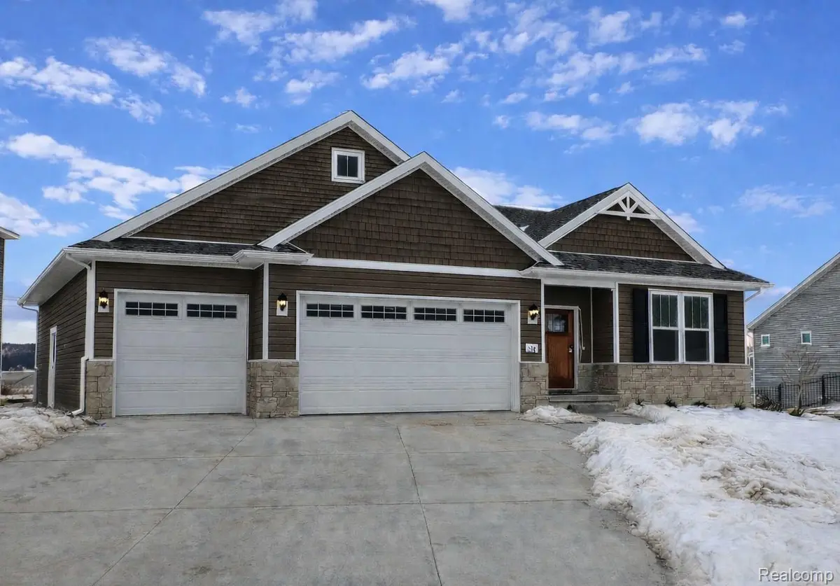 688 Round Rock  (MOH63) DR, Howell, MI 48843