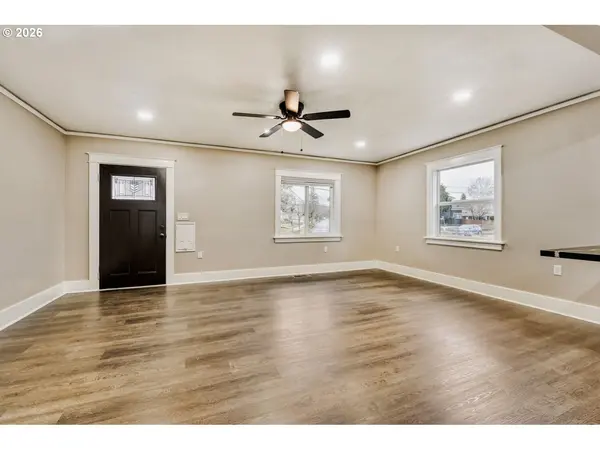 5715 N HOUGHTON ST, Portland, OR 97203