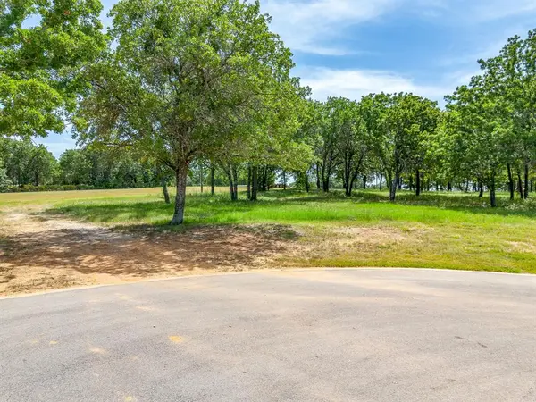 2001 Beauty Berry Court, Cleburne, TX 76031