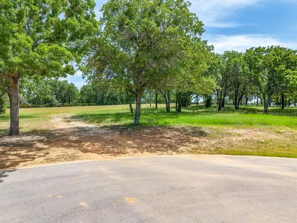 2001 Beauty Berry Court, Cleburne, TX 76031