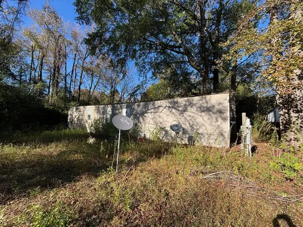 1233 Suncrest Circle, Jasper, TX 75951