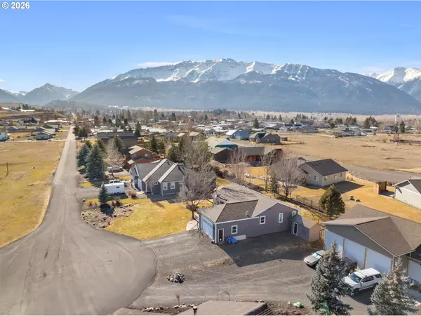 Joseph, OR 97846,719 N EAST ST