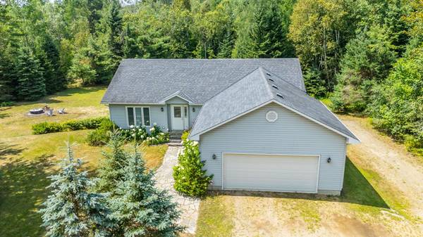 1030 Sawdust RD N, Minden Hills, ON K0M 2K0