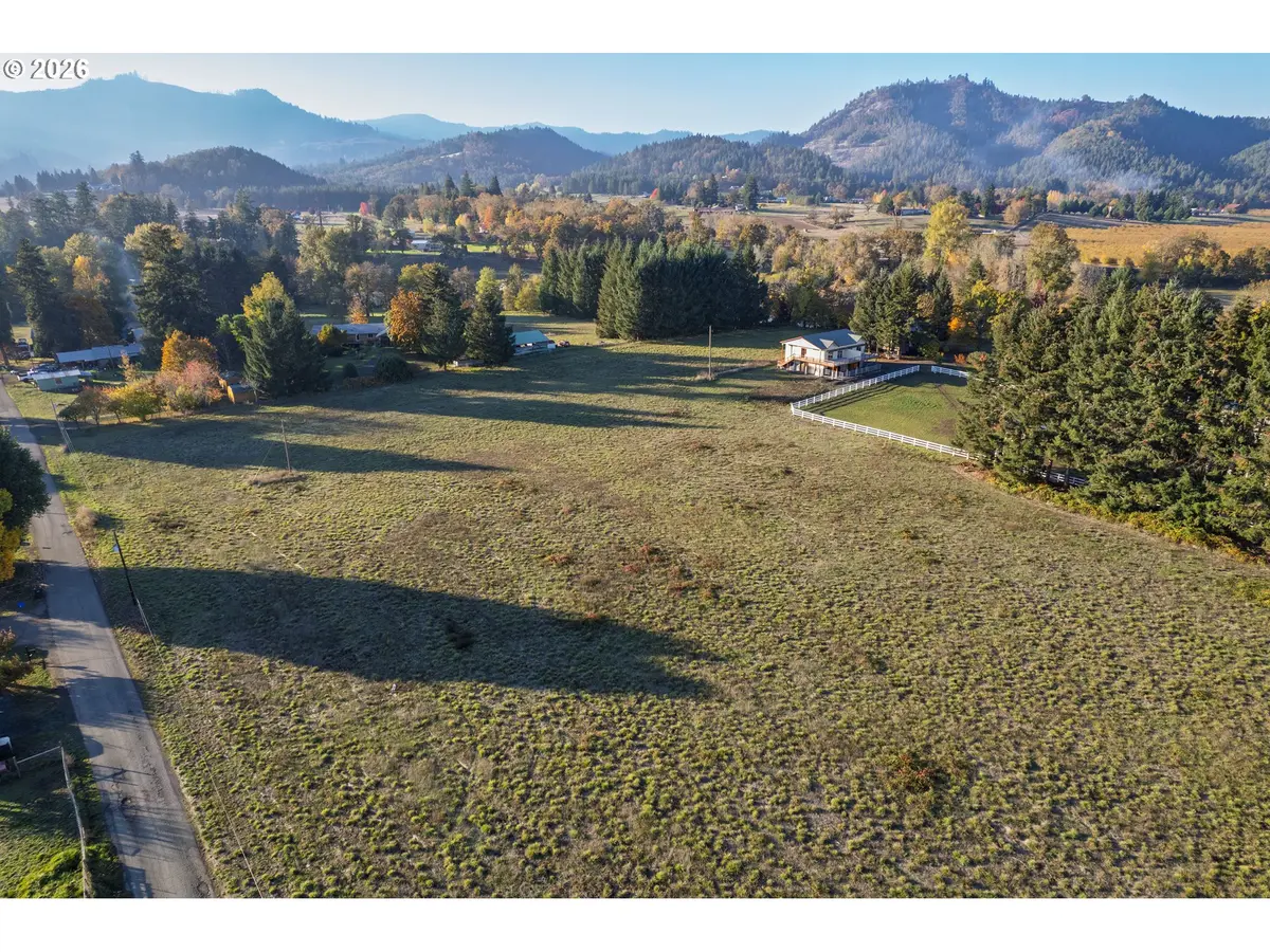 0 Lower Garden Valley RD, Roseburg, OR 97471