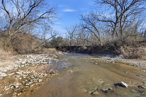 Bowie, TX 76230,283 ACRES Dry Valley
