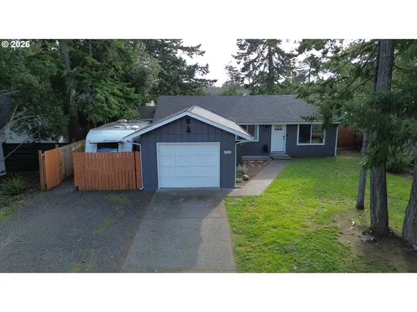 2040 20TH ST,  Florence,  OR 97439