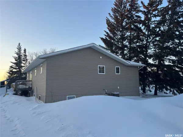 100 1st AVENUE SW, Wadena, SK S0A 4J0