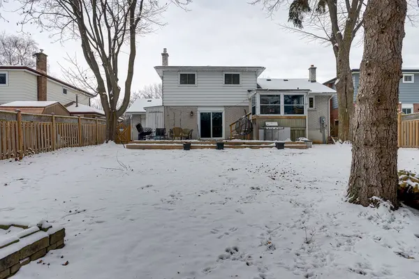 Cobourg, ON K9A 4S4,21 Glen Watford RD