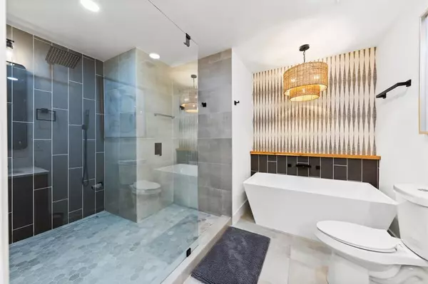 8426 Bocowood Drive, Dallas, TX 75228