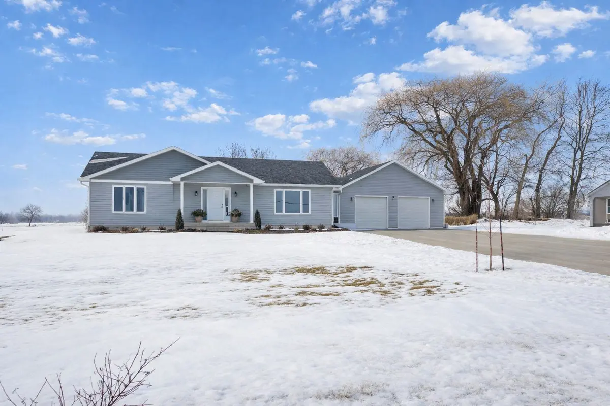 11716 LAKESHORE RD, Wainfleet, ON L0S 1V0