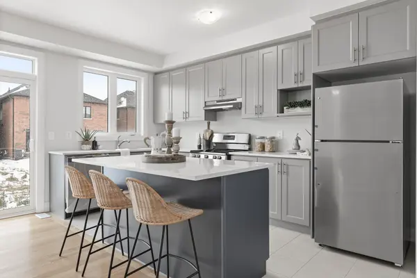 47 Corley ST, Kawartha Lakes, ON K9V 6C2