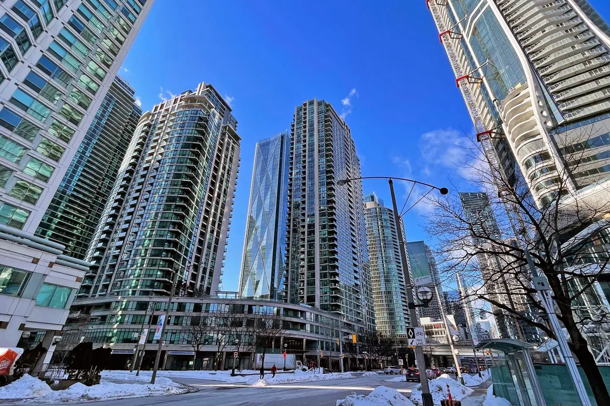 16 Yonge ST #2311, Toronto C01, ON M5E 1R4