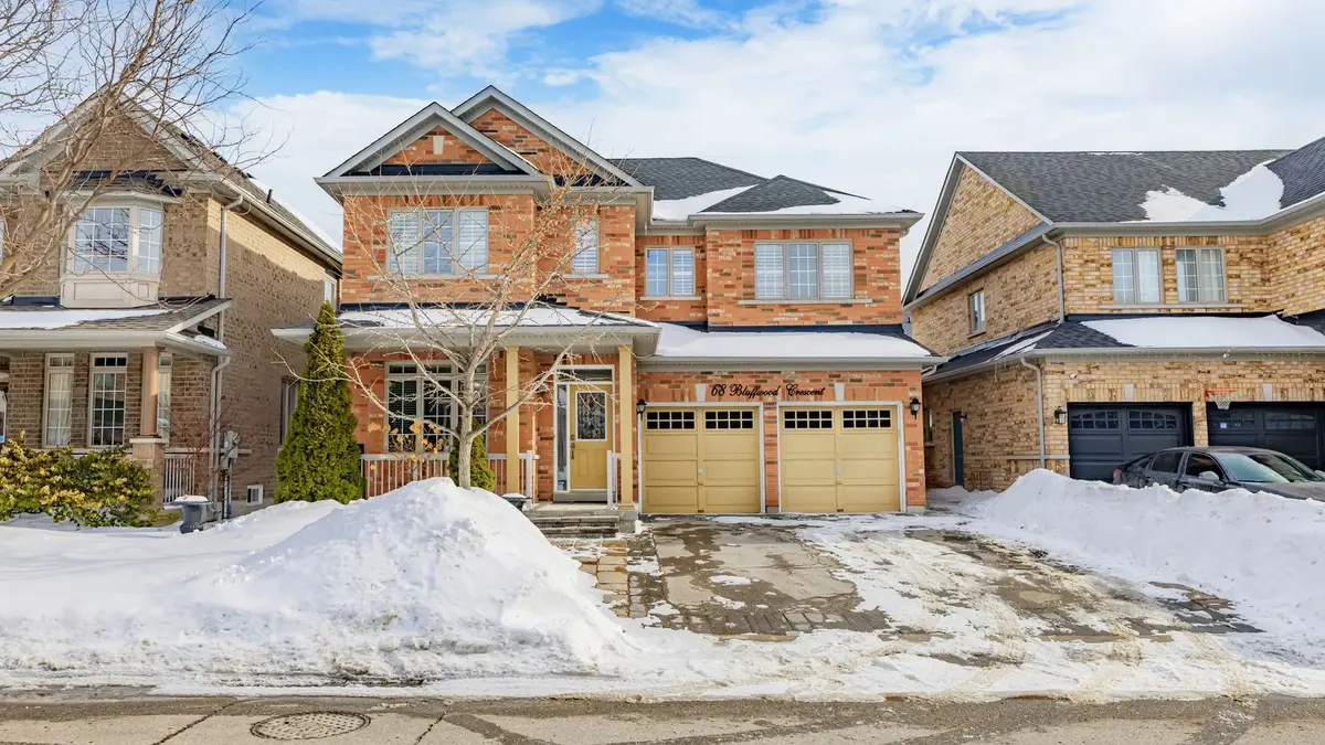 Brampton, ON L6P 2P3,68 Bluffwood CRES