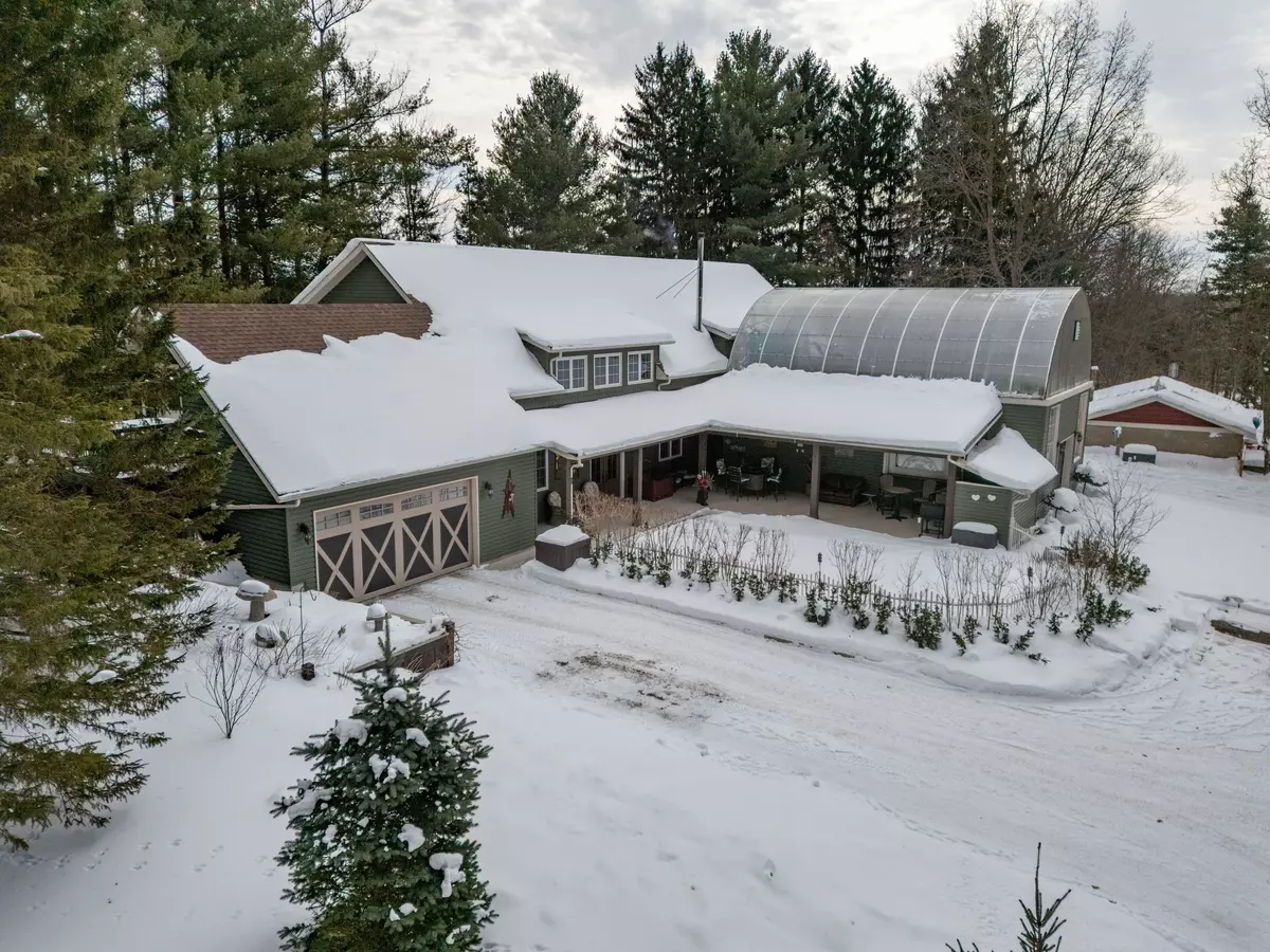 Pelham, ON L0S 1C0,573 CANBORO RD